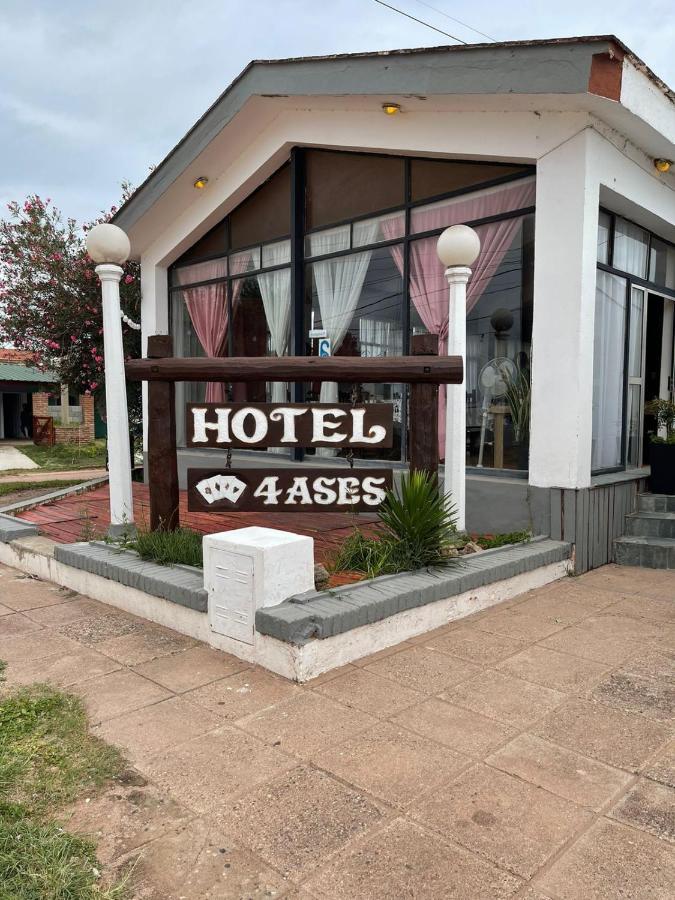 Hotel 4 Ases Embalse Luaran gambar